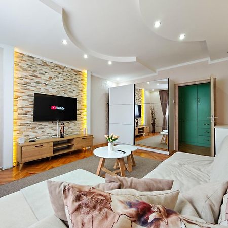 Apartman Julija Доні-Мілановац Екстер'єр фото