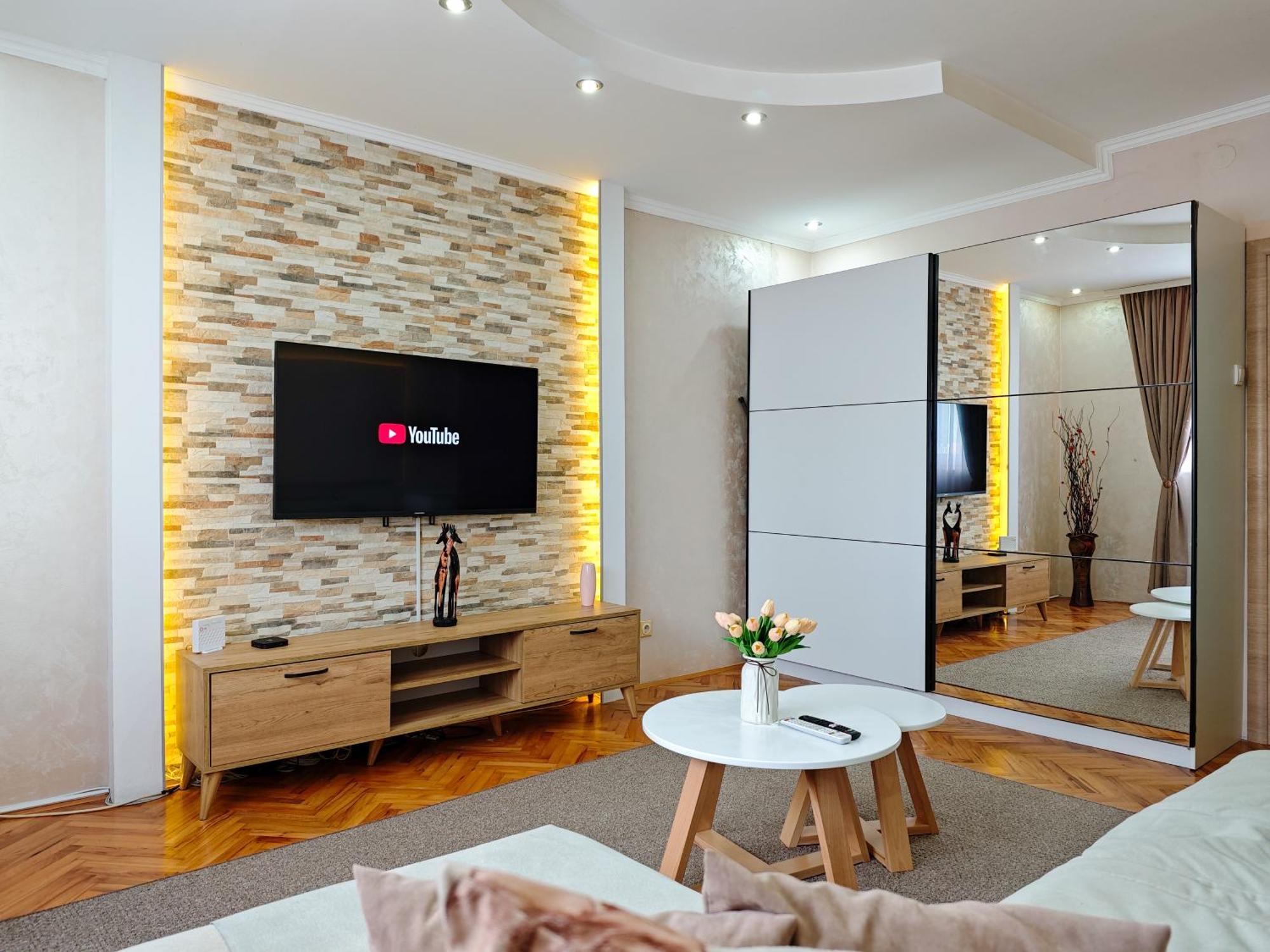 Apartman Julija Доні-Мілановац Екстер'єр фото