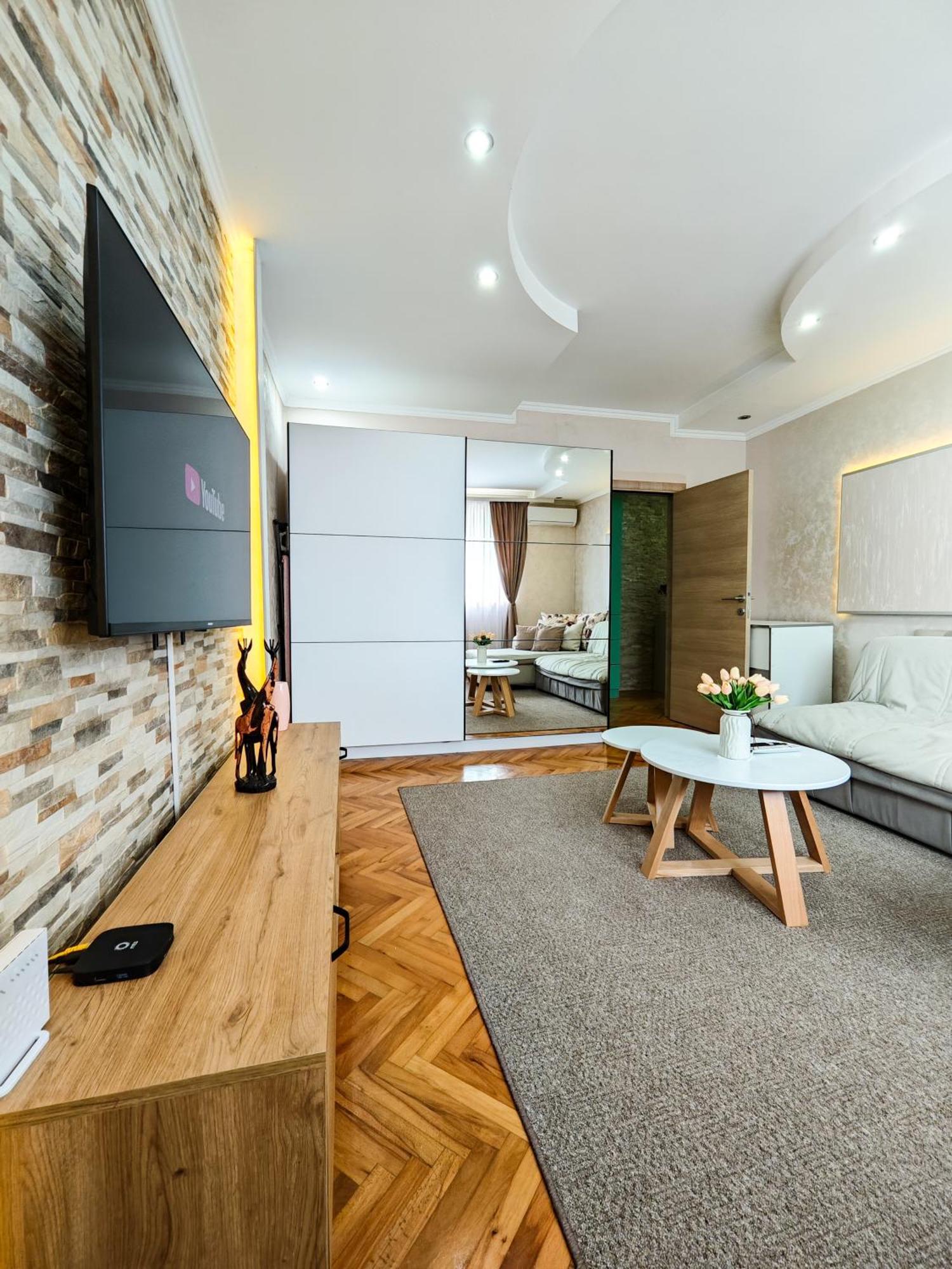 Apartman Julija Доні-Мілановац Екстер'єр фото
