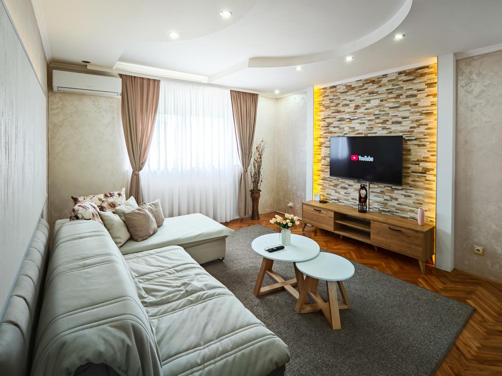 Apartman Julija Доні-Мілановац Екстер'єр фото